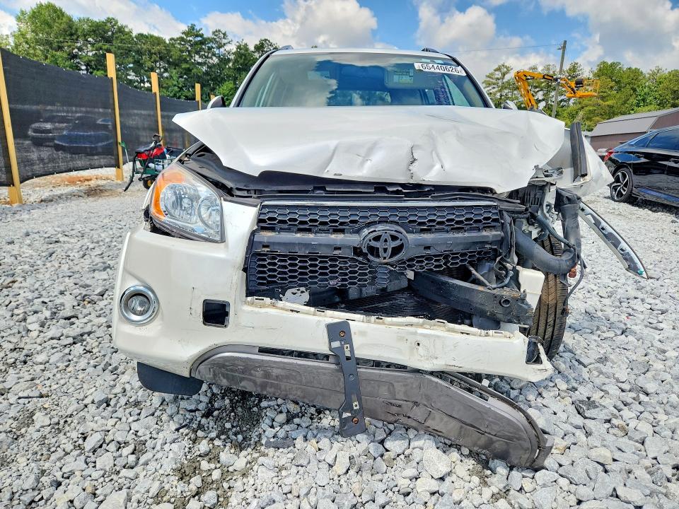 Photo 5 from auction – 2011 TOYOTA RAV4 with VIN 2T3YF4DV2BW075909