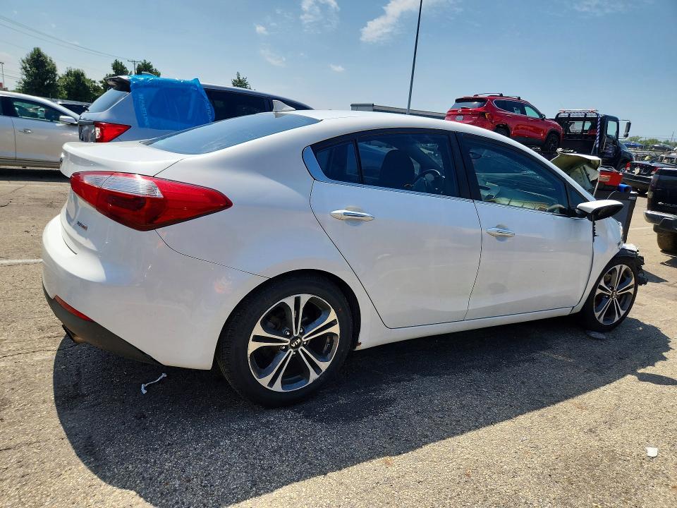 Photo 3 from auction – 2016 KIA FORTE with VIN KNAFX4A87G5480002