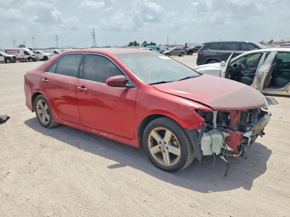 Zdjęcie 4 z aukcji – 2012 TOYOTA CAMRY z VIN 4T1BF1FK7CU557566