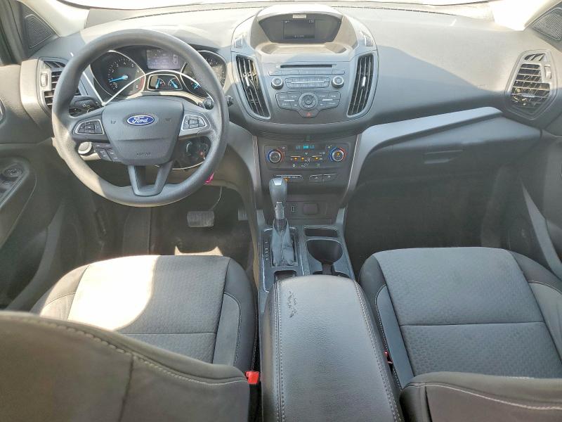 صورة رقم 8 من المزاد - 2017 FORD ESCAPE مع VIN 1FMCU9G95HUB29510