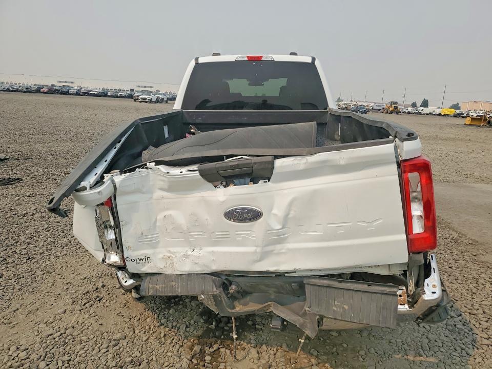 Photo 6 from auction – 2024 FORD F350 with VIN 1FT8W3BN5REE10238