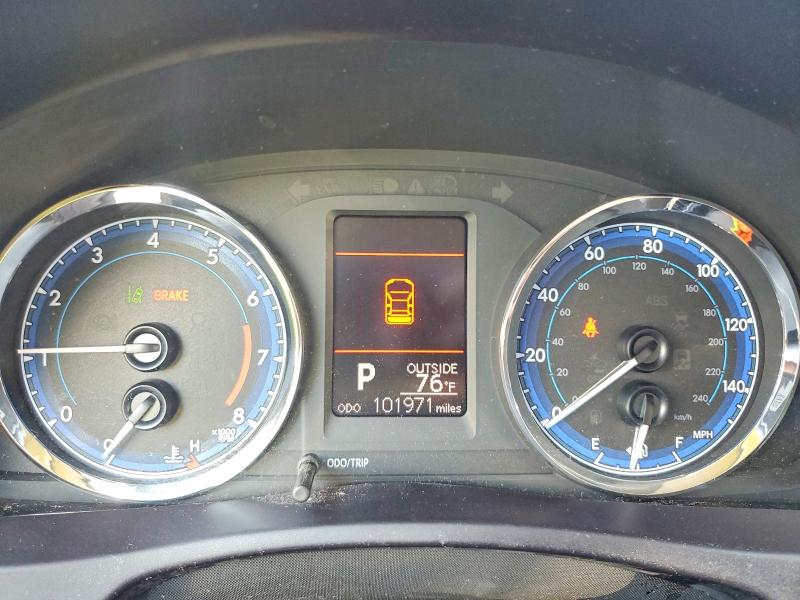 Photo 9 from auction – 2018 TOYOTA COROLLA with VIN 5YFBURHE8JP835448