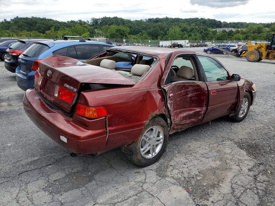Photo 3 from auction – 2001 TOYOTA CAMRY with VIN 4T1BG22K61U101855