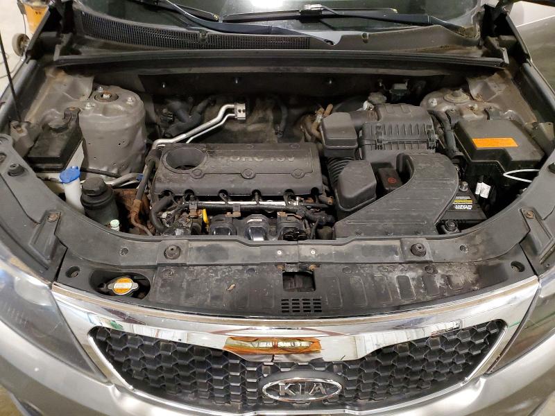 Photo 12 from auction – 2011 KIA SORENTO with VIN 5XYKT3A1XBG102833