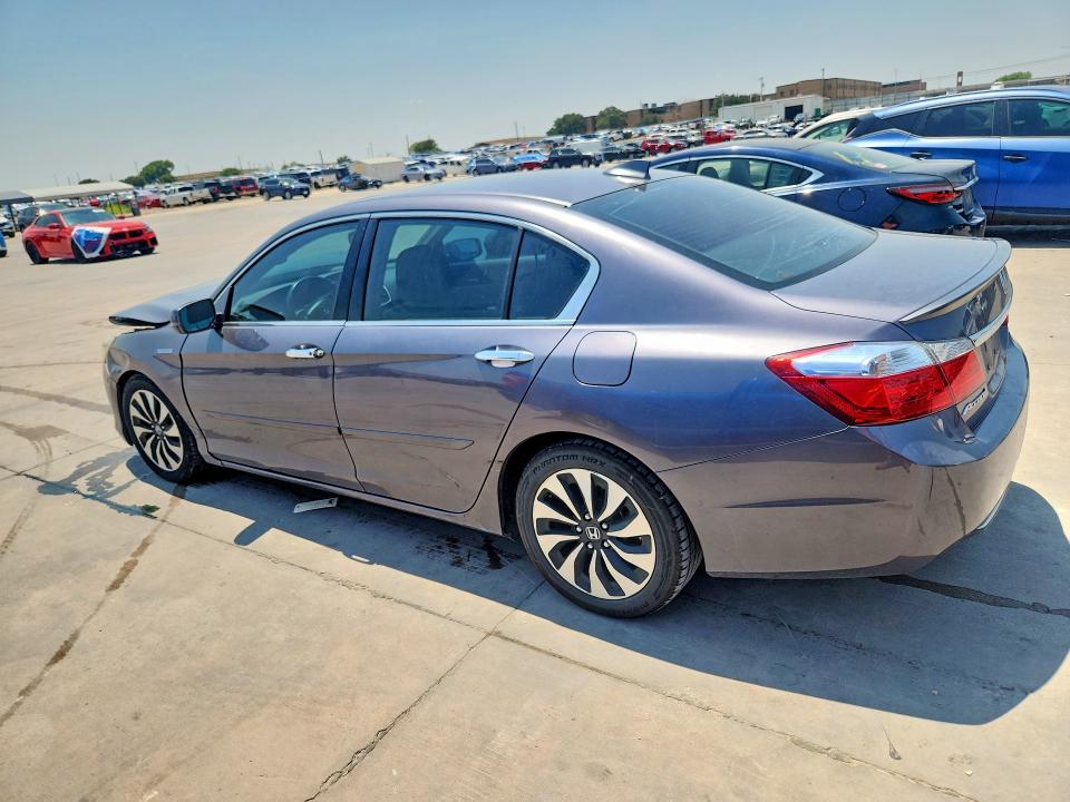 Photo 2 from auction – 2015 HONDA ACCORD with VIN 1HGCR6F79FA003980