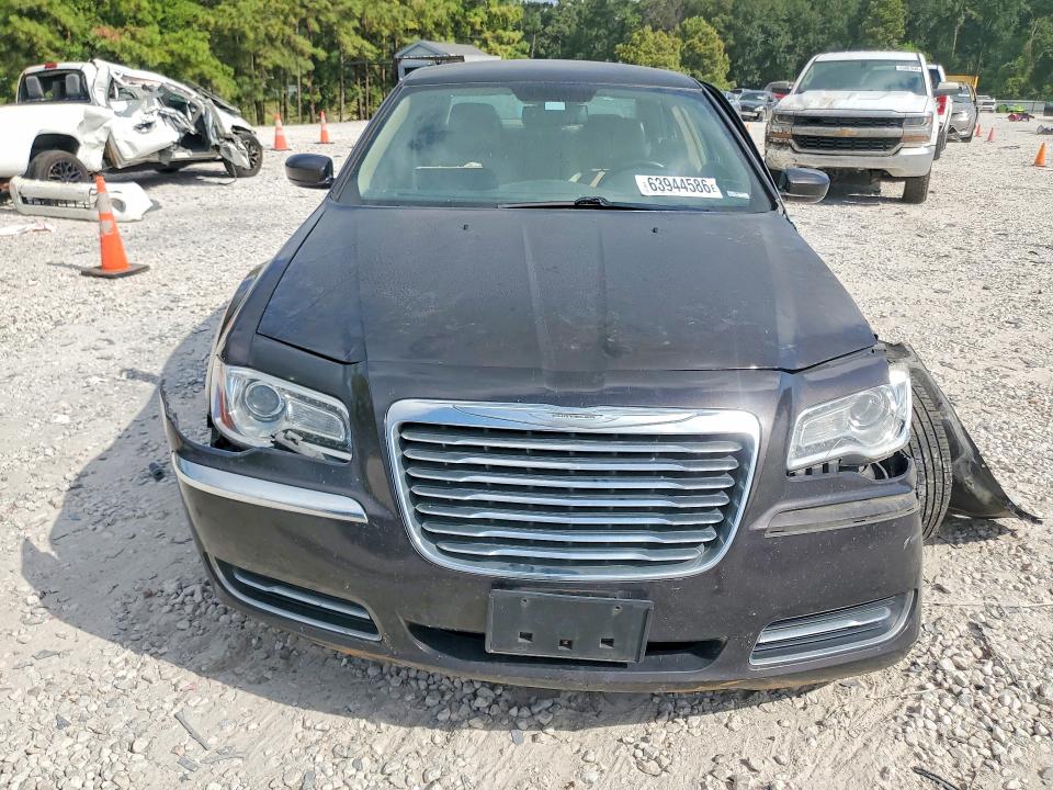 Фото 5 с аукциона – 2013 CHRYSLER 300 с VIN 2C3CCAAG7DH573022