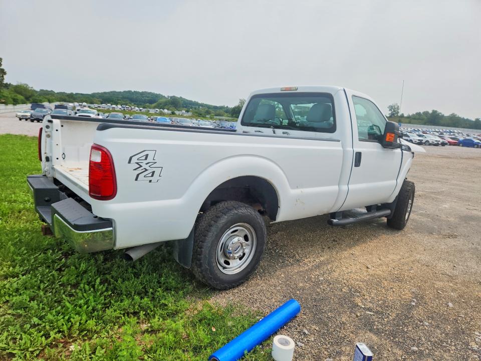 Photo 3 from auction – 2016 FORD F250 with VIN 1FTBF2B62GEC11847