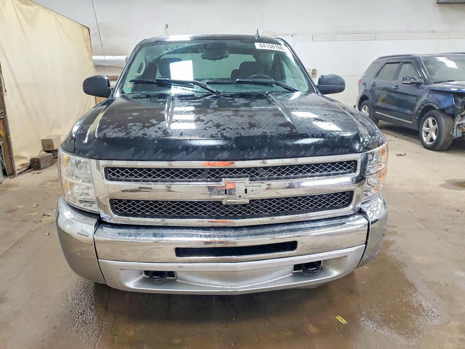Photo 5 from auction – 2013 CHEVROLET SILVERADO with VIN 1GCRKSE72DZ321428