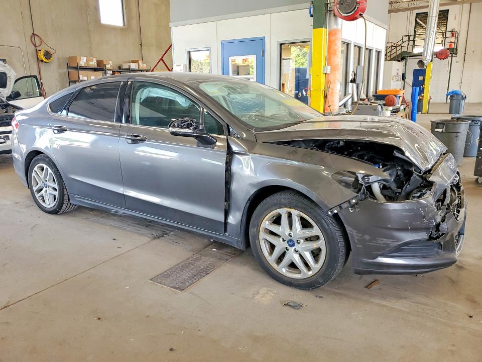 Photo 4 from auction – 2016 FORD FUSION with VIN 3FA6P0H72GR153549