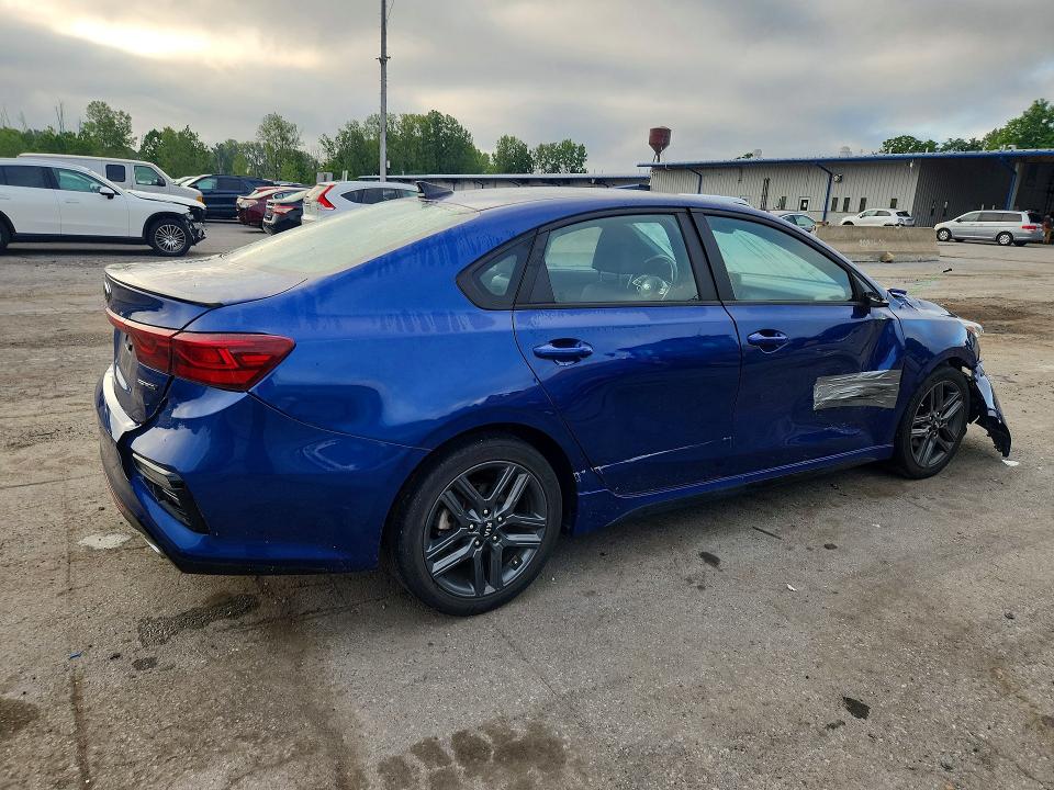 Photo 3 from auction – 2021 KIA FORTE with VIN 3KPF34AD0ME417870