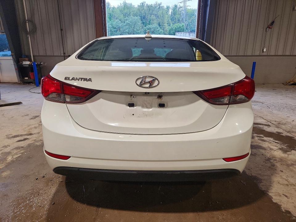 Photo 6 from auction – 2016 HYUNDAI ELANTRA with VIN 5NPDH4AE8GH764641