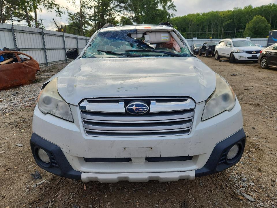 Photo 5 from auction – 2013 SUBARU OUTBACK with VIN 4S4BRCLC2D3296239