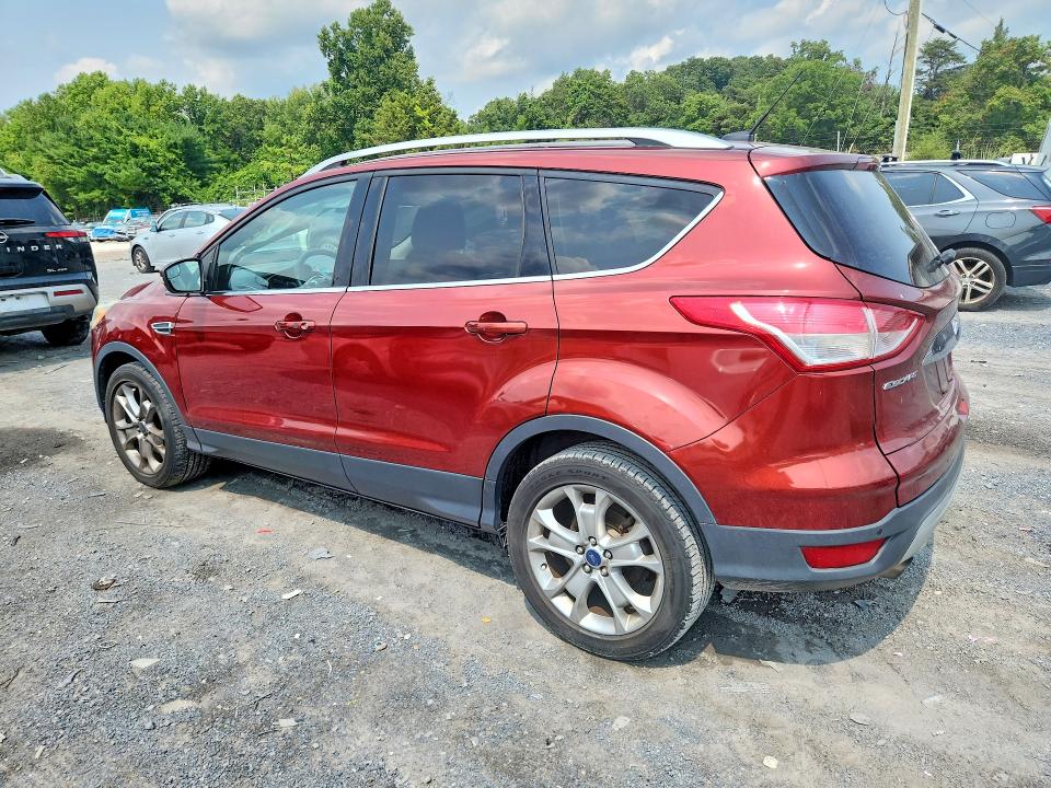 Photo 2 from auction – 2016 FORD ESCAPE with VIN 1FMCU9J90GUB87242