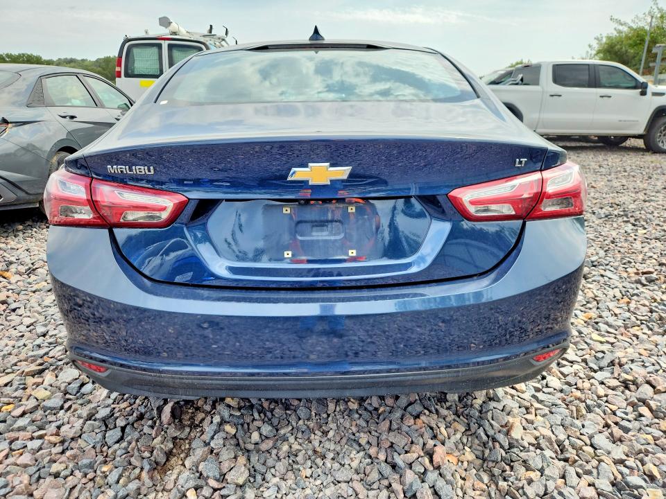 Photo 6 from auction – 2022 CHEVROLET MALIBU with VIN 1G1ZD5ST4NF181715