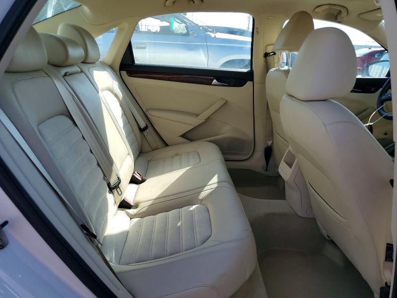 Photo 10 from auction – 2012 VOLKSWAGEN PASSAT with VIN 1VWCP7A32CC005372