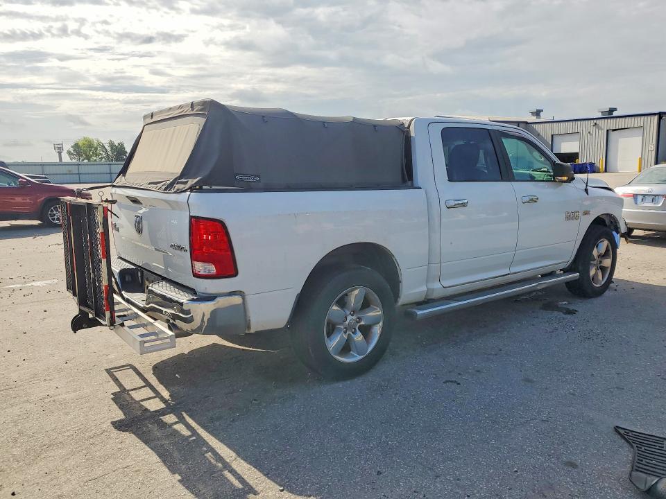 Photo 3 from auction – 2017 RAM 1500 with VIN 1C6RR7LT7HS650494