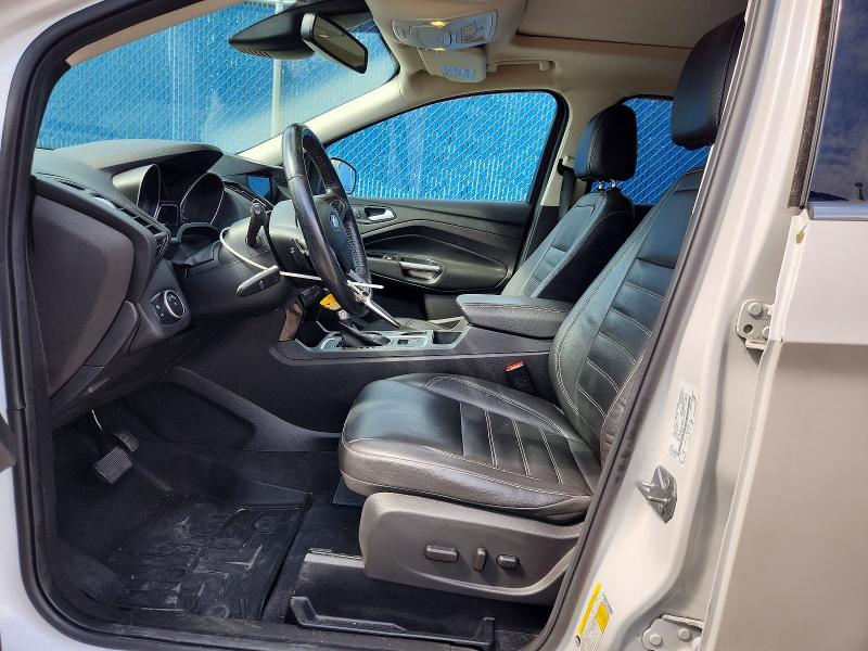 Photo 7 from auction – 2017 FORD ESCAPE with VIN 1FMCU9J98HUC39959