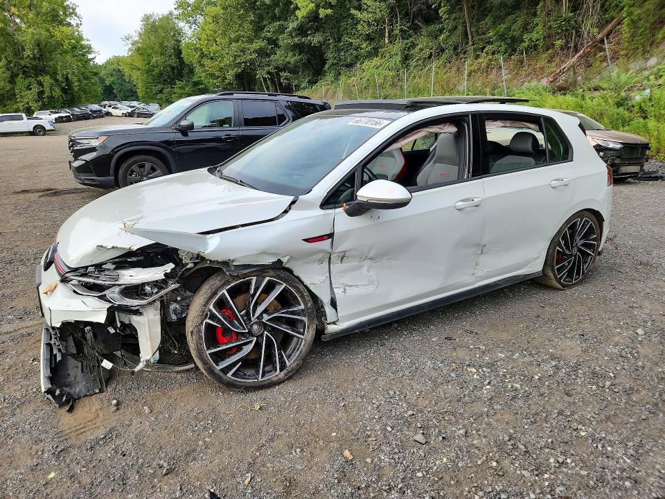 2024 VOLKSWAGEN GTI - Търг №66770156