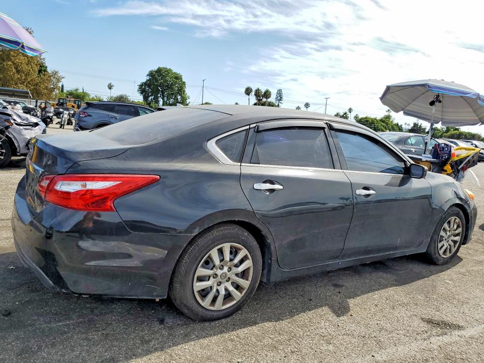 Photo 3 from auction – 2016 NISSAN ALTIMA with VIN 1N4AL3AP0GC255335