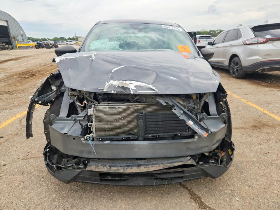 Photo 5 from auction – 2020 FORD ESCAPE with VIN 1FMCU0F60LUA33246
