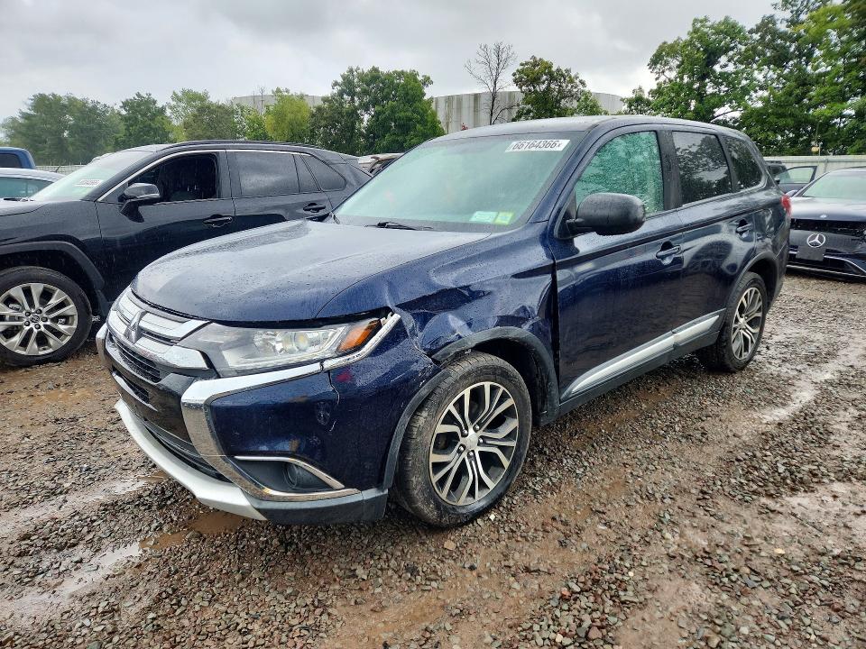 Photo 1 from auction – 2018 MITSUBISHI OUTLANDER with VIN JA4AZ3A3XJJ003031