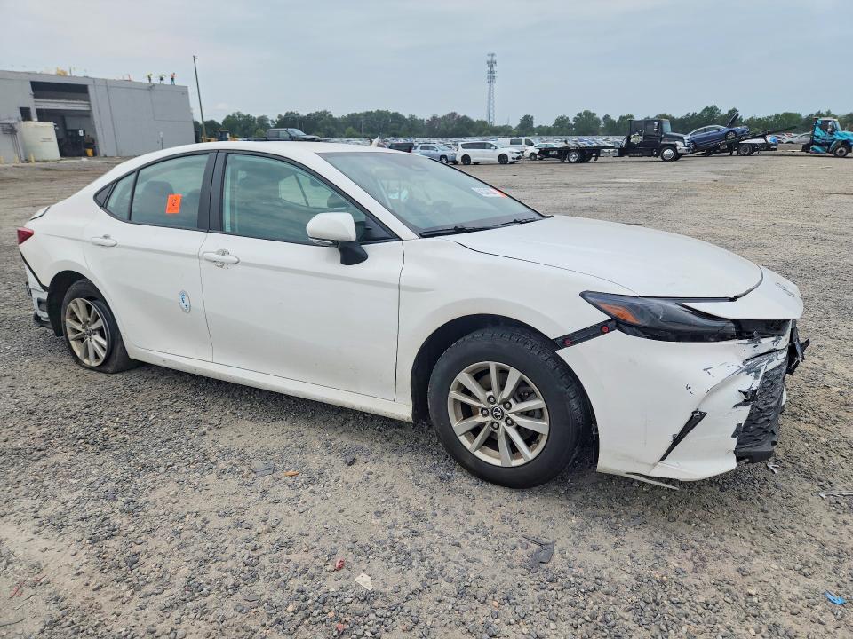 Снимка 4 от търг – 2025 TOYOTA CAMRY с VIN 4T1DAACK8SU066580