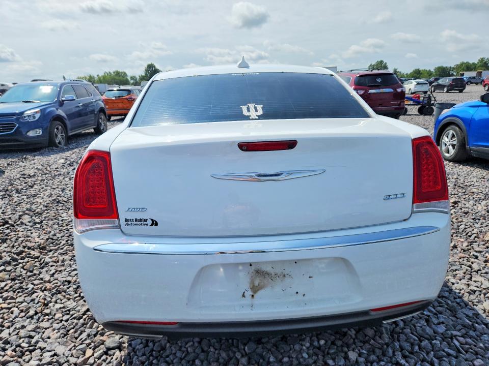 Photo 6 from auction – 2015 CHRYSLER 300 with VIN 2C3CCARGXFH736642