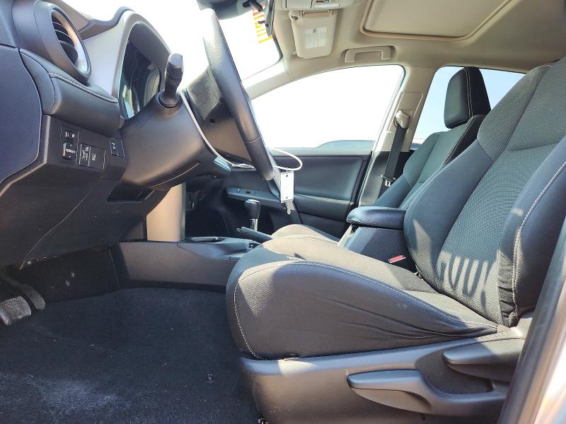 Photo 7 from auction – 2017 TOYOTA RAV4 with VIN 2T3RFREV3HW554106