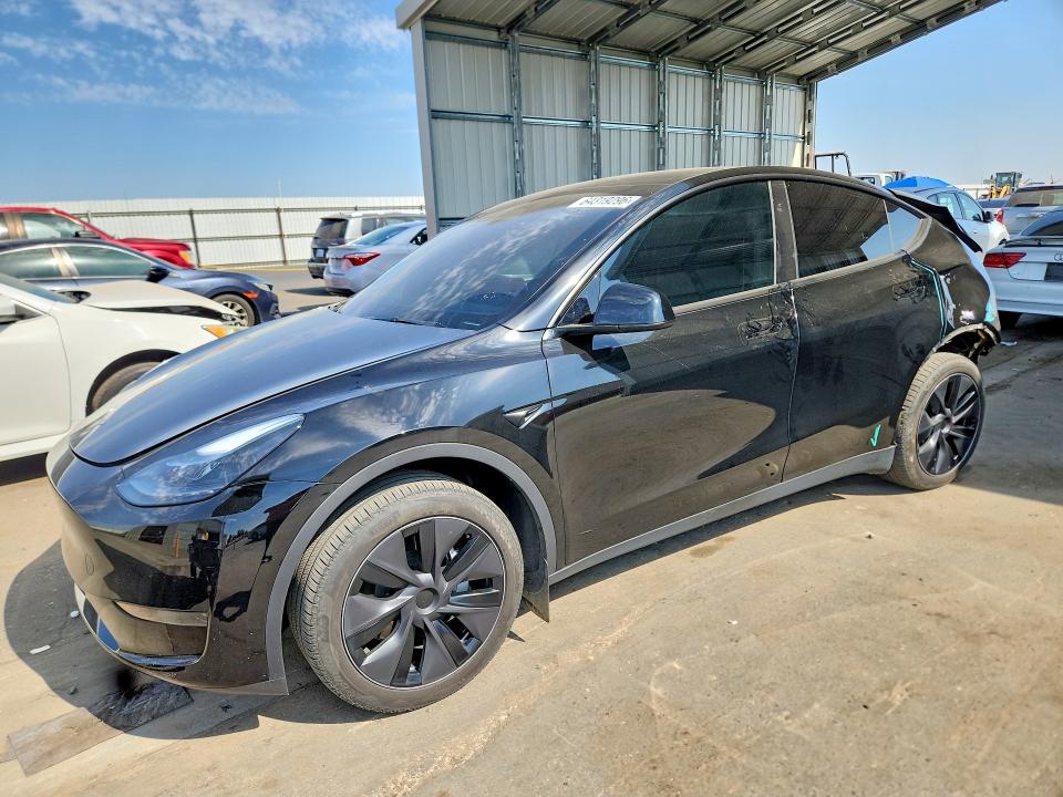 TESLA MODEL Y 2025 مع رقم تعريف المركبة 7SAYGDED4SF267876 - صورة من المزاد