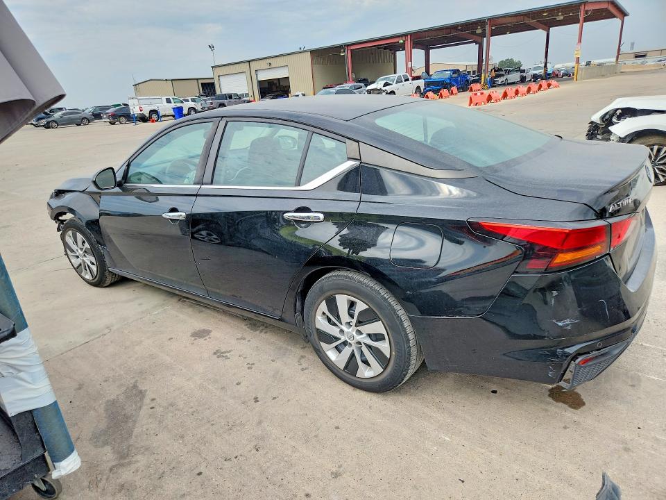 Photo 2 from auction – 2023 NISSAN ALTIMA with VIN 1N4BL4BV8PN398304