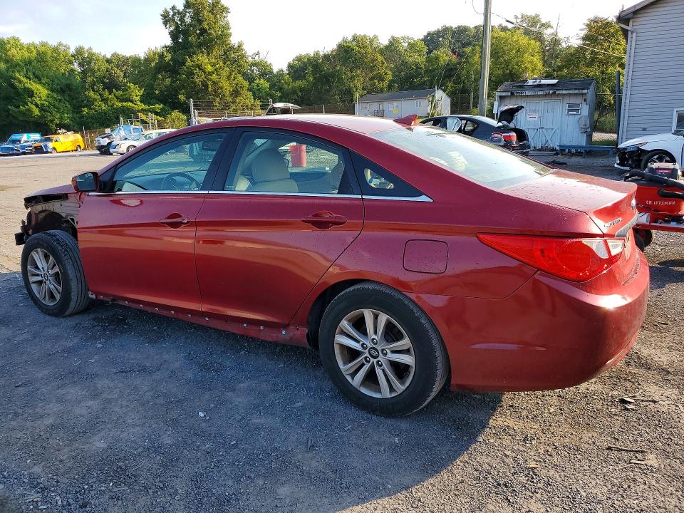 Photo 2 from auction – 2013 HYUNDAI SONATA with VIN 5NPEB4AC6DH600479