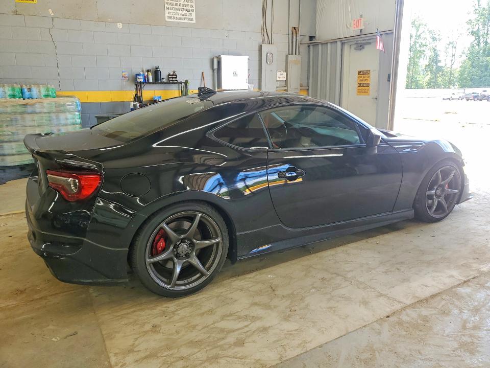 Photo 3 from auction – 2019 TOYOTA 86 with VIN JF1ZNAE11K9701568