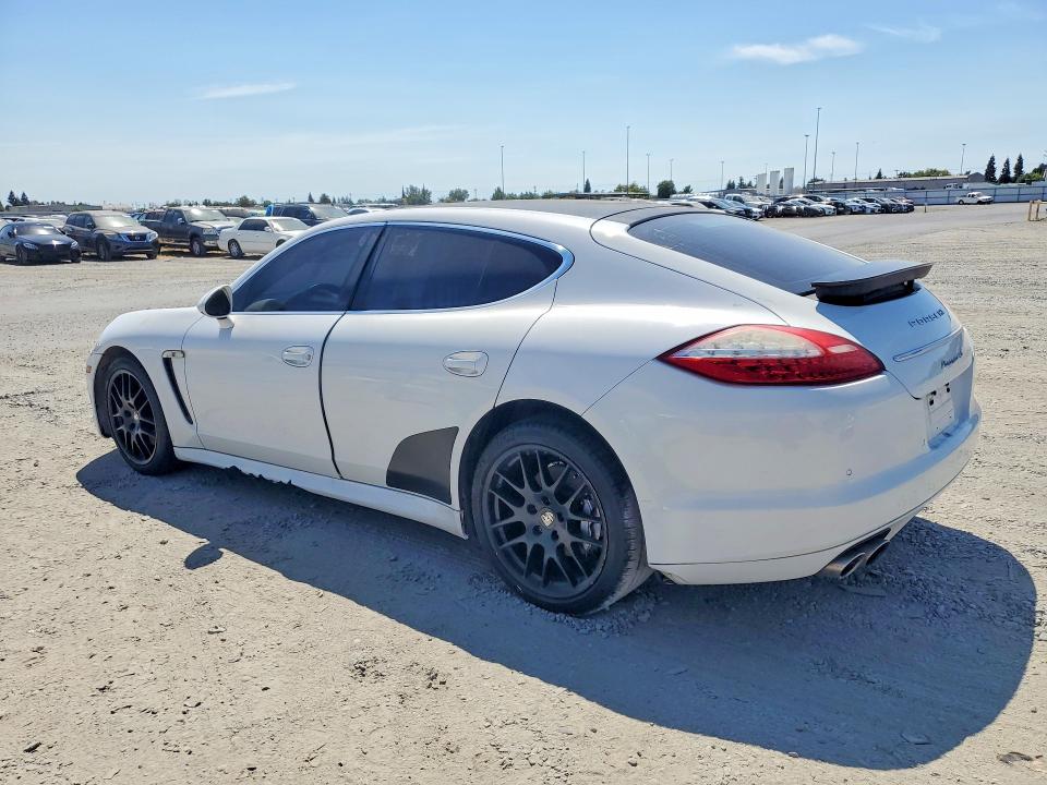 Photo 2 from auction – 2010 PORSCHE PANAMERA with VIN WP0AB2A74AL065780