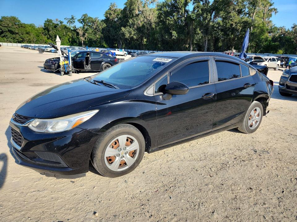 CHEVROLET CRUZE 2018 with VIN 1G1BC5SM5J7190716 - Photo from auction