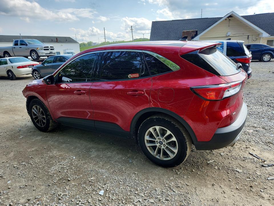 Photo 2 from auction – 2022 FORD ESCAPE with VIN 1FMCU0G67NUB94906