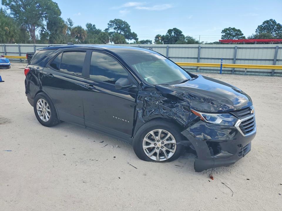 Photo 4 from auction – 2021 CHEVROLET EQUINOX with VIN 2GNAXHEV7M6134043