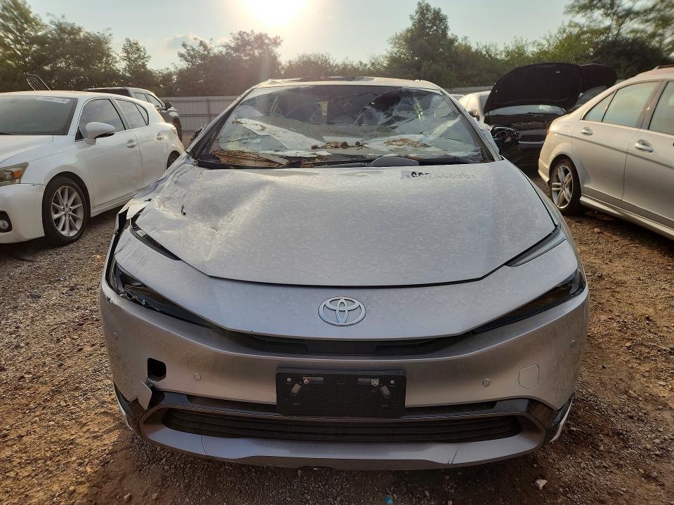 Photo 5 from auction – 2024 TOYOTA PRIUS with VIN JTDADABUXR3007600