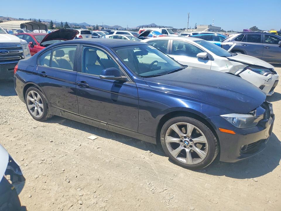 Photo 4 from auction – 2015 BMW 328 with VIN WBA3B3G59FNR87281
