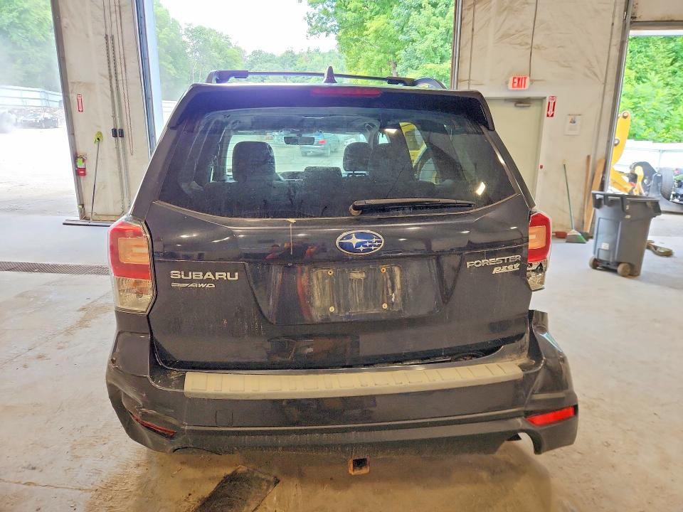 Photo 6 from auction – 2017 SUBARU FORESTER with VIN JF2SJAECXHG804275