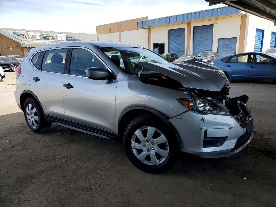 Photo 4 from auction – 2017 NISSAN ROGUE with VIN KNMAT2MT7HP541478