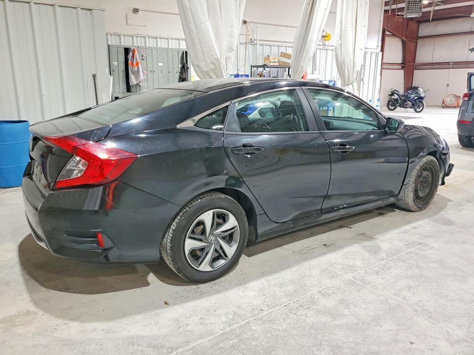 Photo 3 from auction – 2019 HONDA CIVIC with VIN 2HGFC2F69KH565047