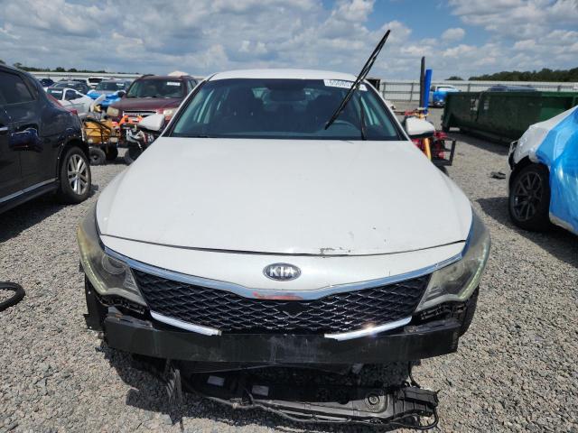 Photo 5 from auction – 2017 KIA OPTIMA with VIN 5XXGU4L34HG126226
