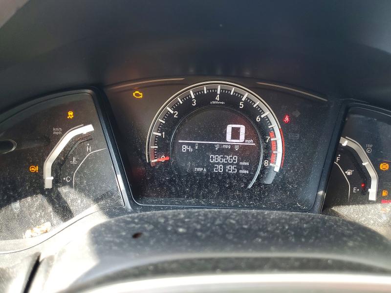 Zdjęcie 9 z aukcji – 2018 HONDA CIVIC z VIN 2HGFC2F56JH547014