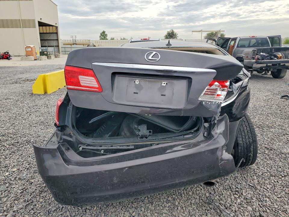 Photo 6 from auction – 2011 LEXUS ES with VIN JTHBK1EG3B2427077