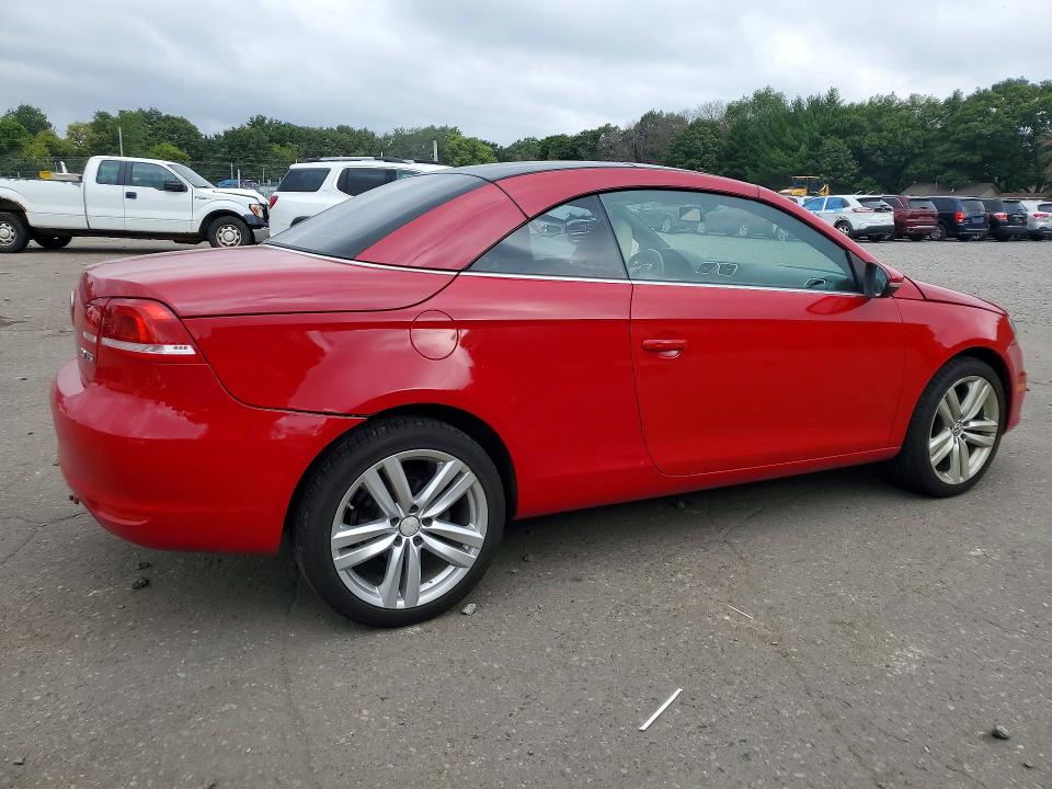 Photo 3 from auction – 2013 VOLKSWAGEN EOS with VIN WVWFW8AH4DV003701