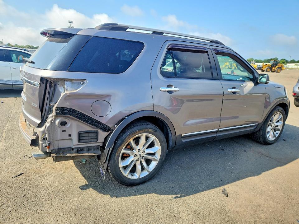 Zdjęcie 3 z aukcji – 2014 FORD EXPLORER z VIN 1FM5K8D83EGA05539