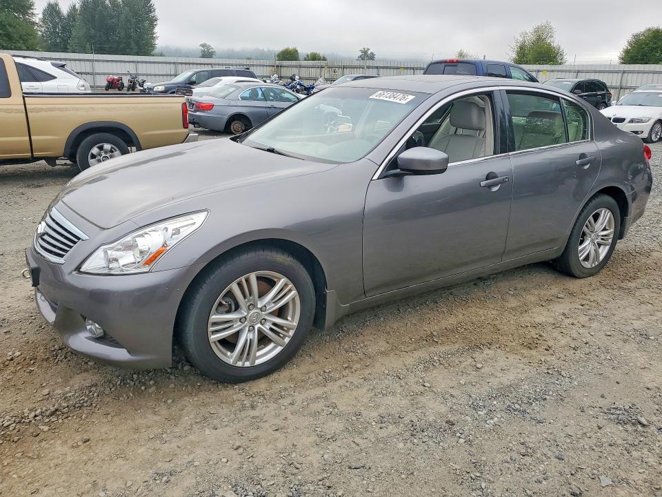 2013 INFINITI G37 SEDAN