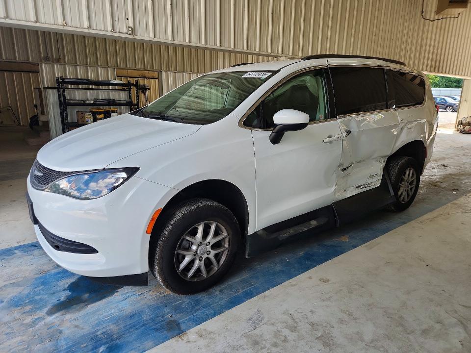 CHRYSLER VOYAGER 2020 with VIN 2C4RC1DG9LR264517 - Photo from auction