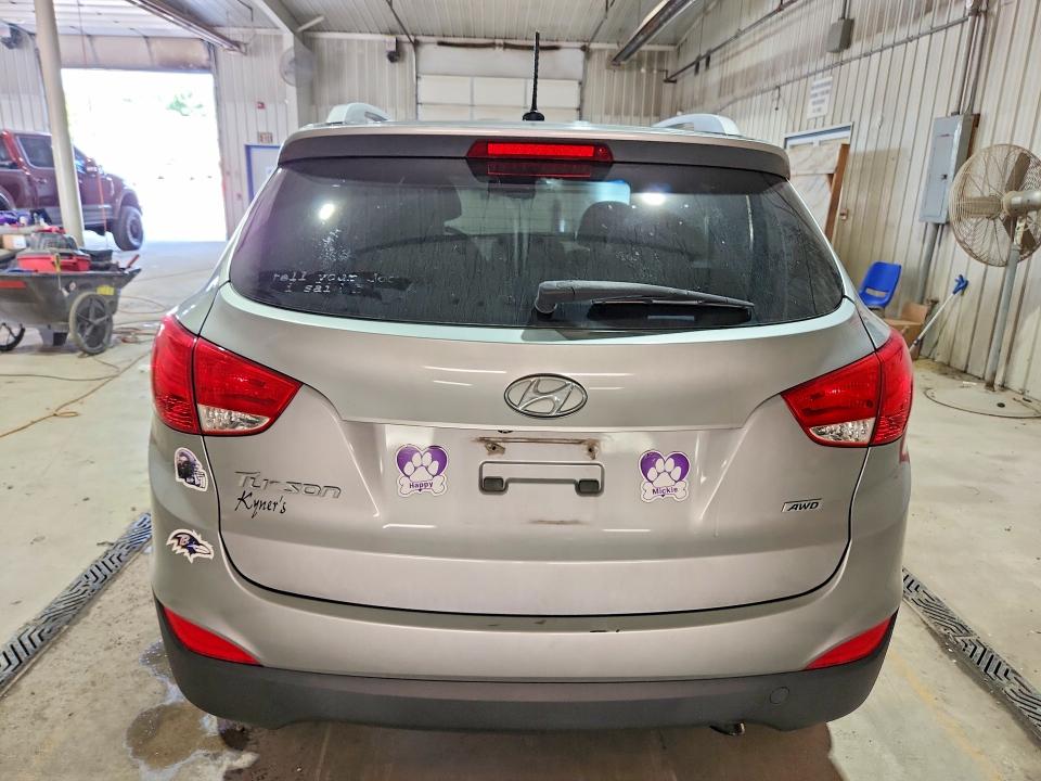 Photo 6 from auction – 2015 HYUNDAI TUCSON with VIN KM8JUCAGXFU044199