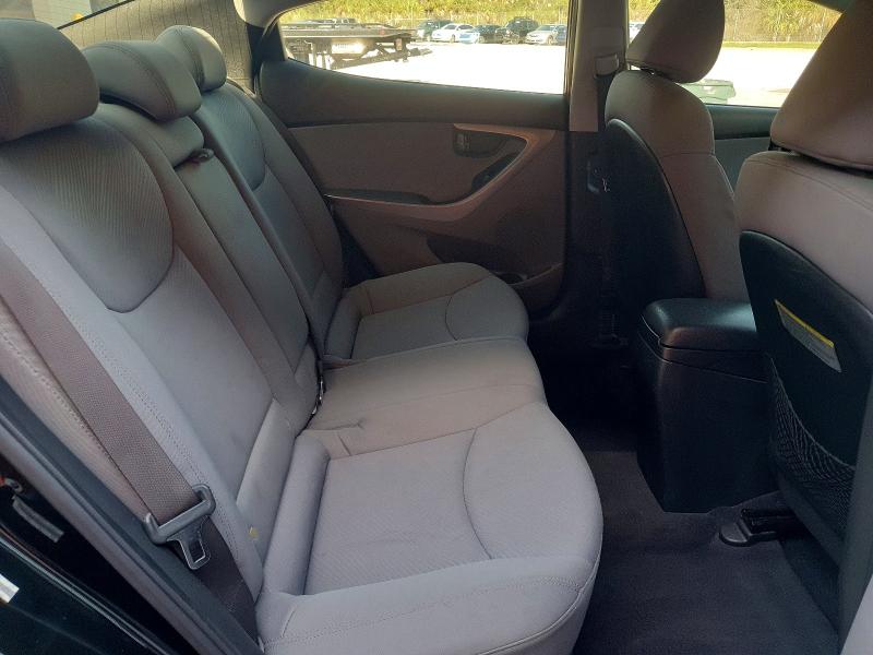 Photo 10 from auction – 2011 HYUNDAI ELANTRA with VIN KMHDH4AE4BU132424